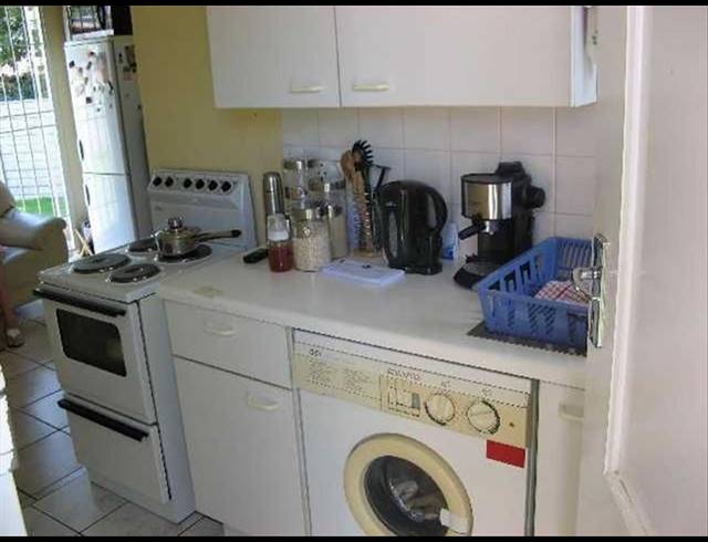 2 BEDROOM TOWNHOUSE FOR SALE IN GLEN MARAIS